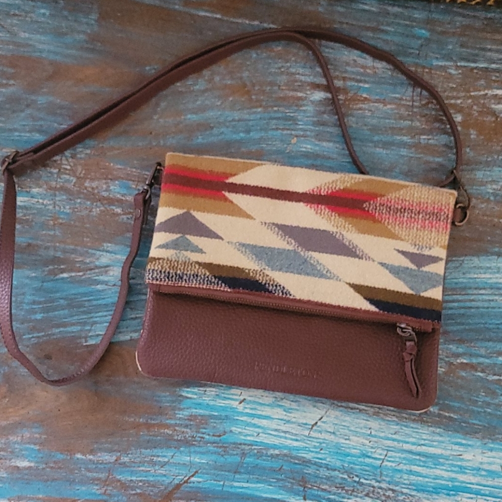 Pendleton women's aztec wool purse